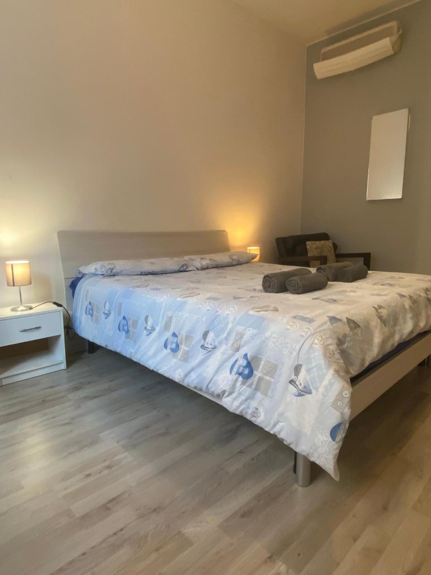 Casa Manolo Corsico Navigli Suite Apartment Milan Bagian luar foto